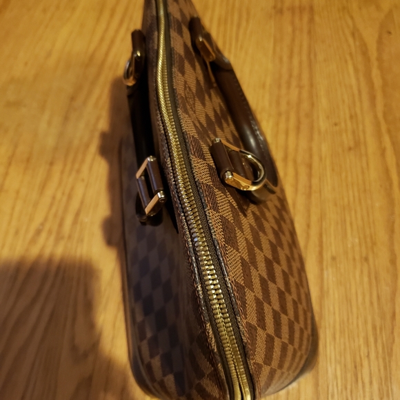 sold!! - Picture 4 of 16